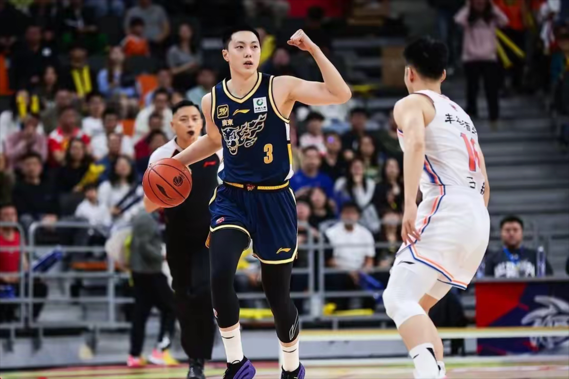 包含NBA常规赛今晚再迎强敌，广厦男篮刷新队史纪录，主帅态度——气氛紧张，数据趋势出现新变化的词条