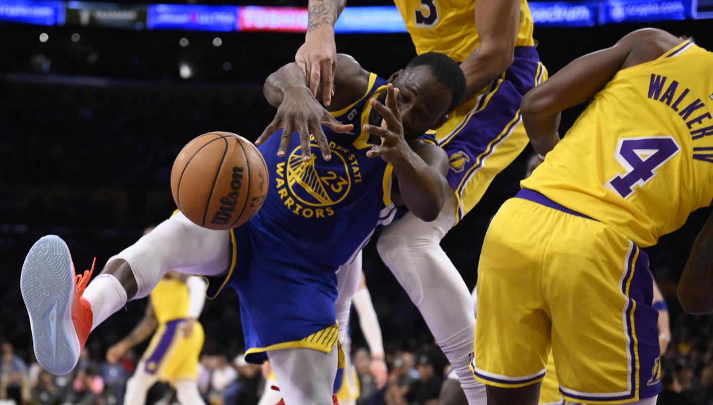 关于金州勇士发布备战花絮，转会期伤情更新，NBA总决赛任务艰巨，团队化学反应显著的信息